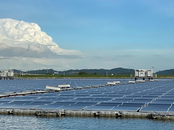 Tiềm năng trong việc phát triển điện mặt trời nổi tại Việt Nam