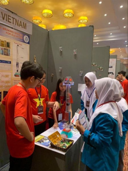 Việt Nam giành huy chương vàng tại cuộc thi Giải thưởng Nhà sáng chế trẻ quốc tế 2019