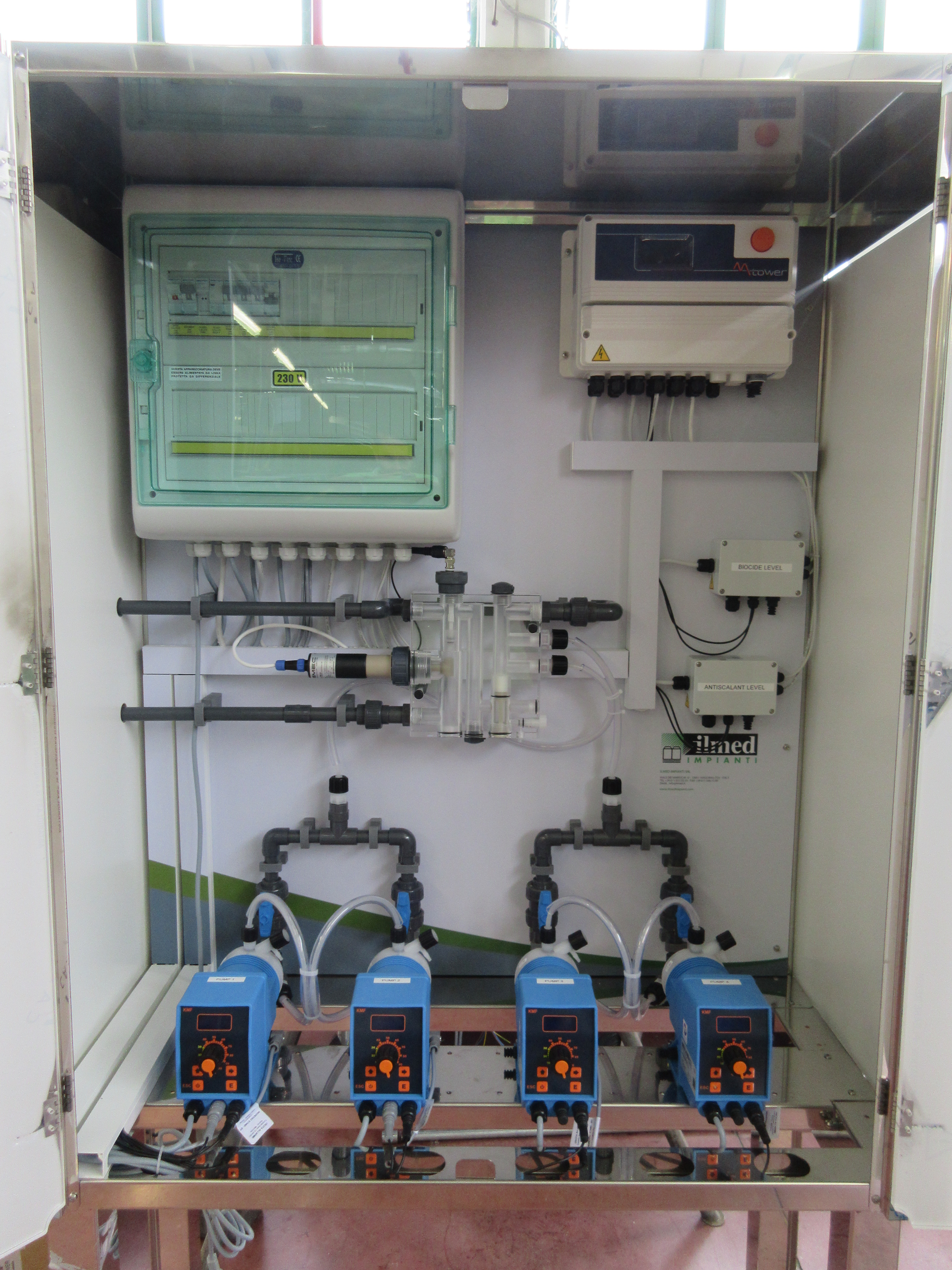 Hệ thống xử lý nước kiểm soát pH, Chlorine và Độ dẫn điện tự động kết nối PLC, Internet