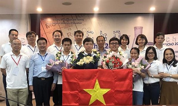 Việt Nam dành 4 huy chương vàng tại Olympic Hoá học quốc tế năm 2020