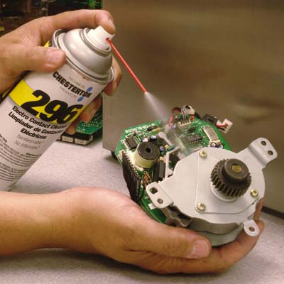 Hợp chất làm sạch tiếp xúc điện, điện tử làm việc liên tục, điện áp cao -TP 296 Electro Contact Cleaner