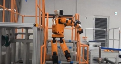 Phát triển robot cứu hộ phản ứng khẩn cấp có thể leo thang như người